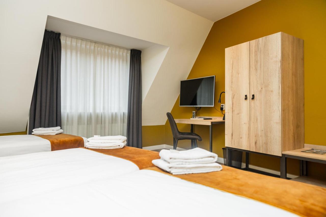 Hotel Onder De Linden 로뎅 외부 사진
